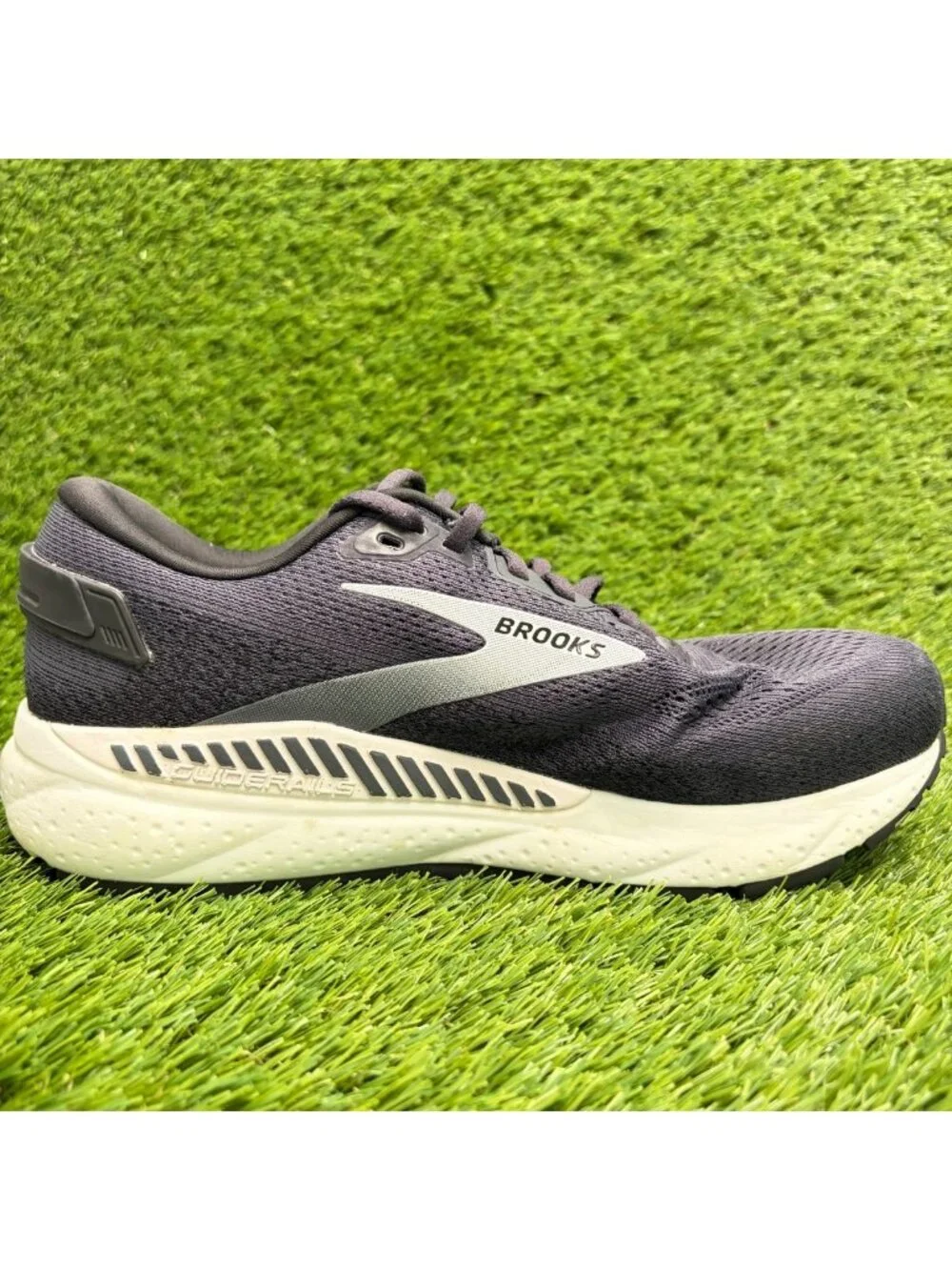 Brooks Ariel GTS 24 Womens Size 10D Black Gray Athletic Running Shoes Sneakers